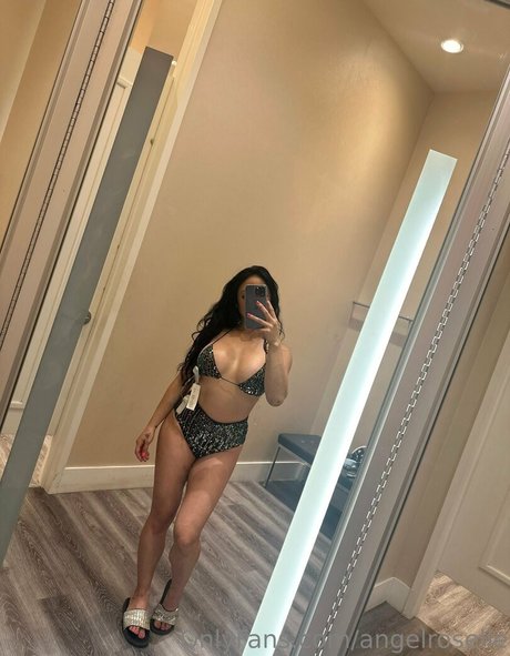 Angelroselle nude leaked OnlyFans pic