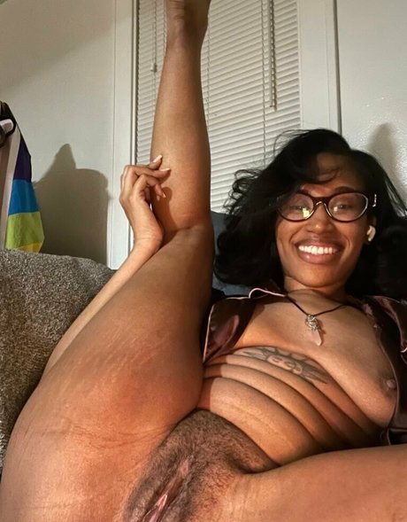Kweenbee982 nude leaked OnlyFans pic