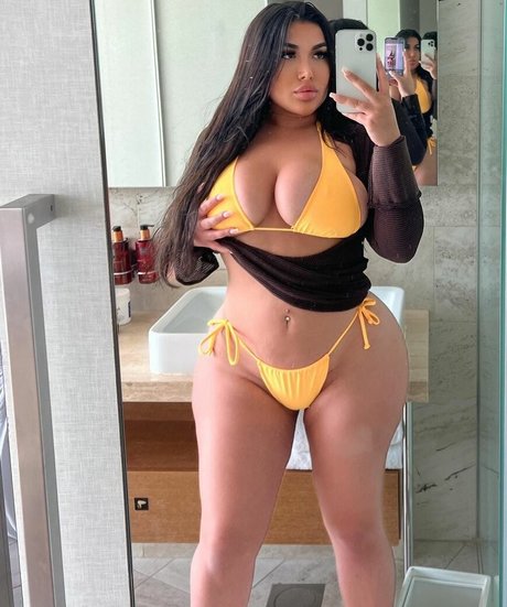 Nasim Morales nude leaked OnlyFans pic