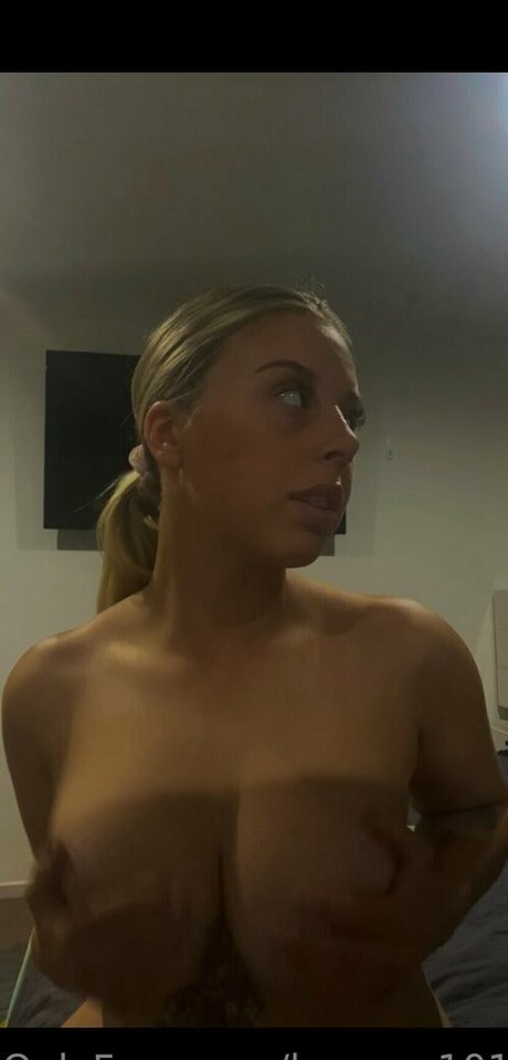 Bunnyy101 nude leaked OnlyFans pic
