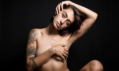 Ariel Tsarfati nude leaked OnlyFans pic