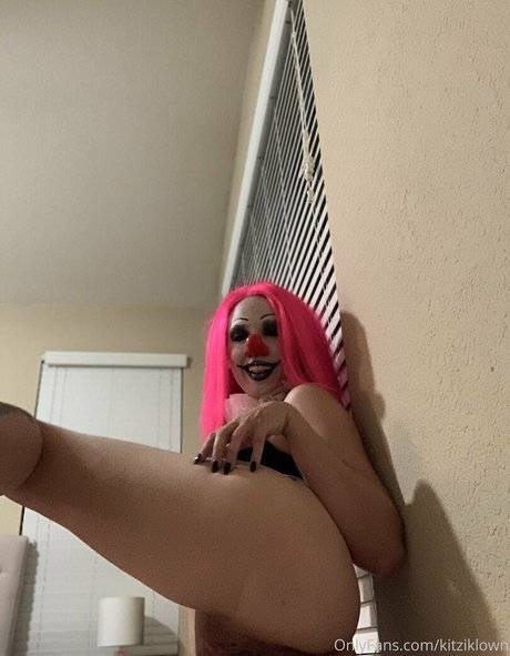 Kitziklown nude leaked OnlyFans pic