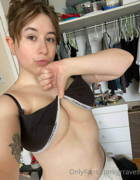 Grraves nude leaked OnlyFans photo #24