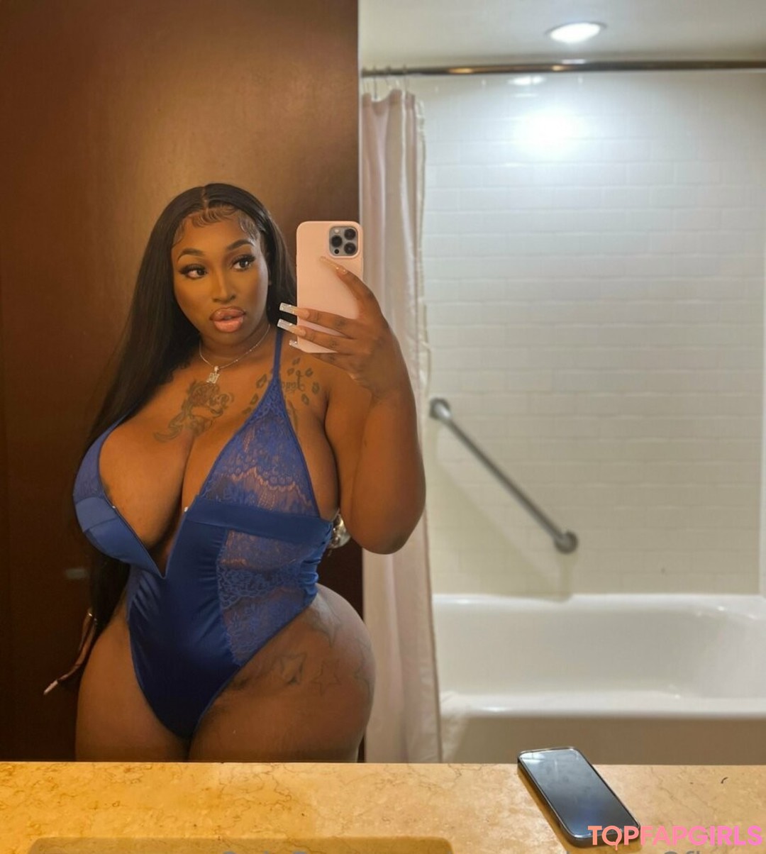 Mercedesass2finee Nude Leaked OnlyFans Photo #3