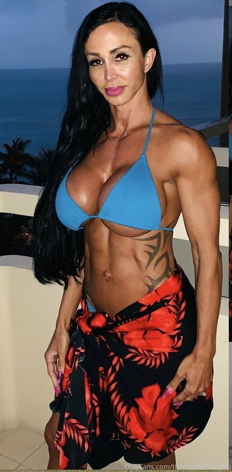 Tishsheltonifbbpro nude leaked OnlyFans pic