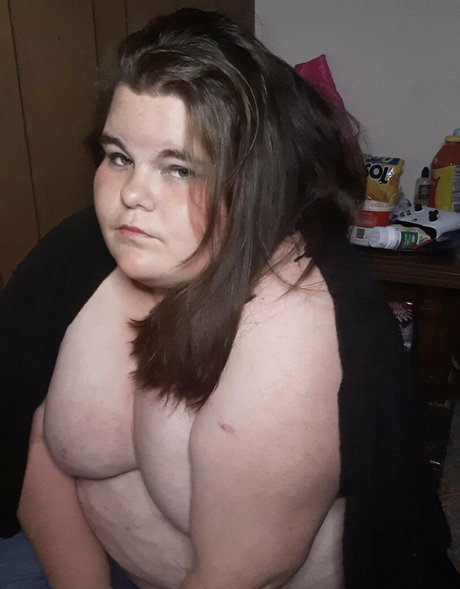 Badiezbbw92 nude leaked OnlyFans pic