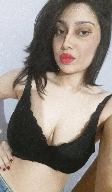 Farihapriyam nude leaked OnlyFans photo #21