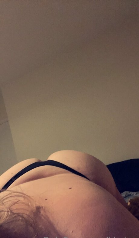 Kia.lou nude leaked OnlyFans pic
