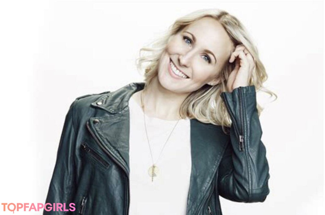 Nikki Glaser Nude Leaked OnlyFans Photo #103