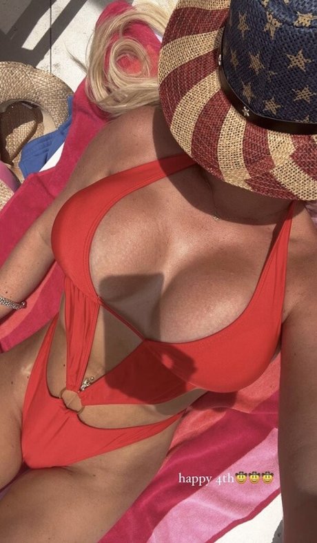 Hannah Harvey nude leaked OnlyFans pic