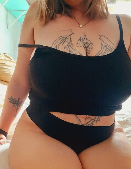 Autumnsunflower9 nude leaked OnlyFans pic
