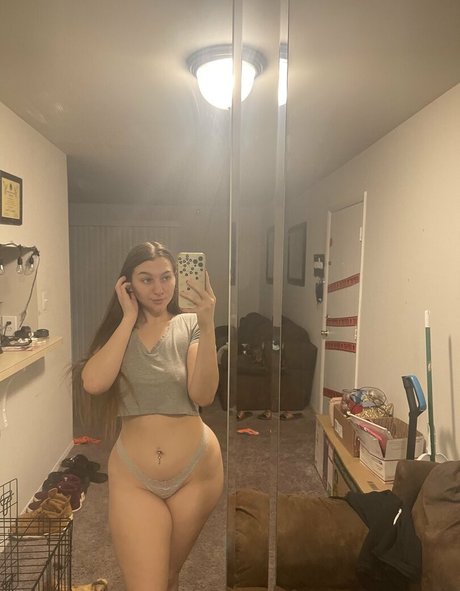 Maggierayelle nude leaked OnlyFans pic