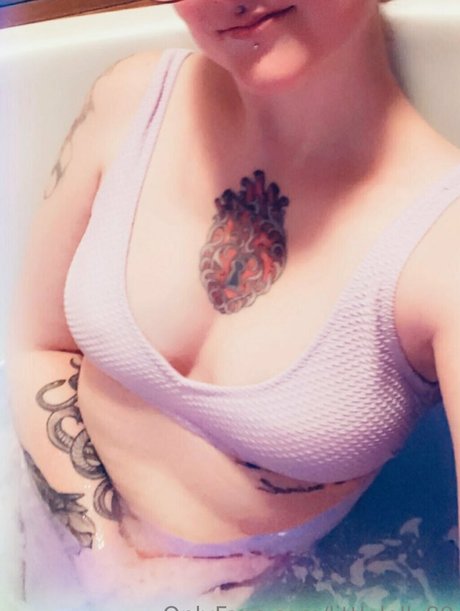 Littlelolly89 nude leaked OnlyFans photo #3