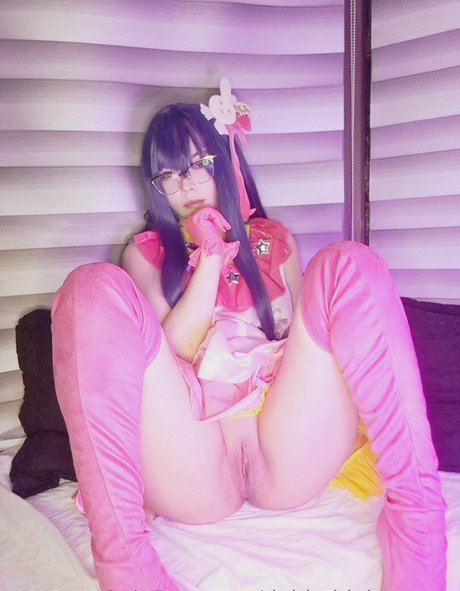 Momoiro Cosplay nude leaked OnlyFans pic