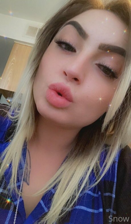 Snowbunnygang420 nude leaked OnlyFans photo #22