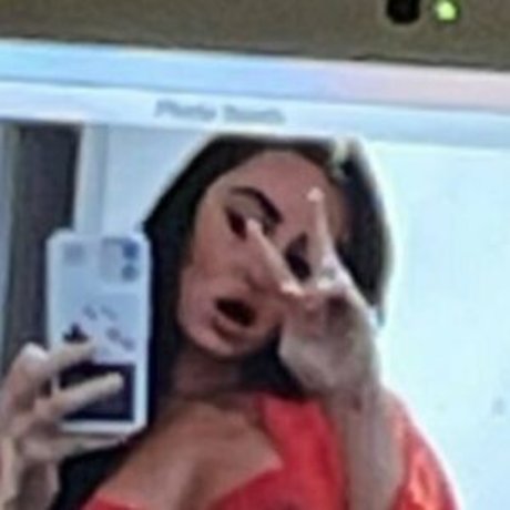 Layla Ibernon nude leaked OnlyFans pic