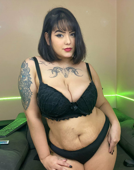 Witchfoxie nude leaked OnlyFans pic