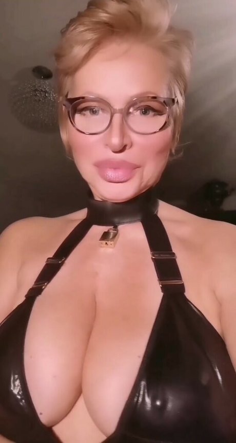 Cheri Lady nude leaked OnlyFans pic