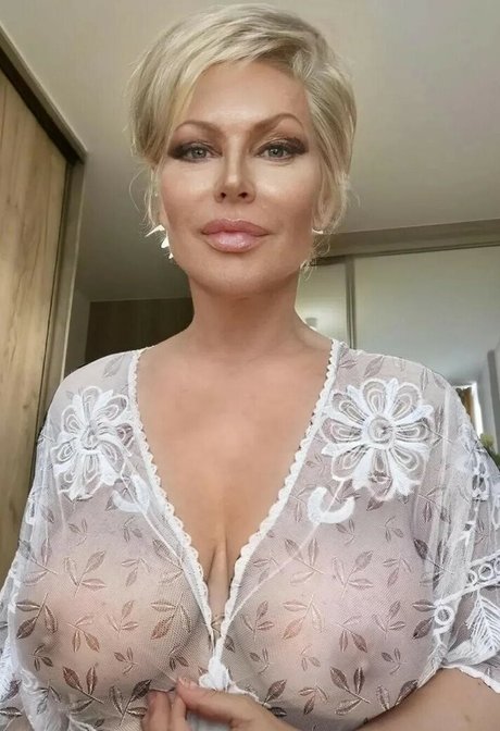 Cheri Lady nude leaked OnlyFans pic