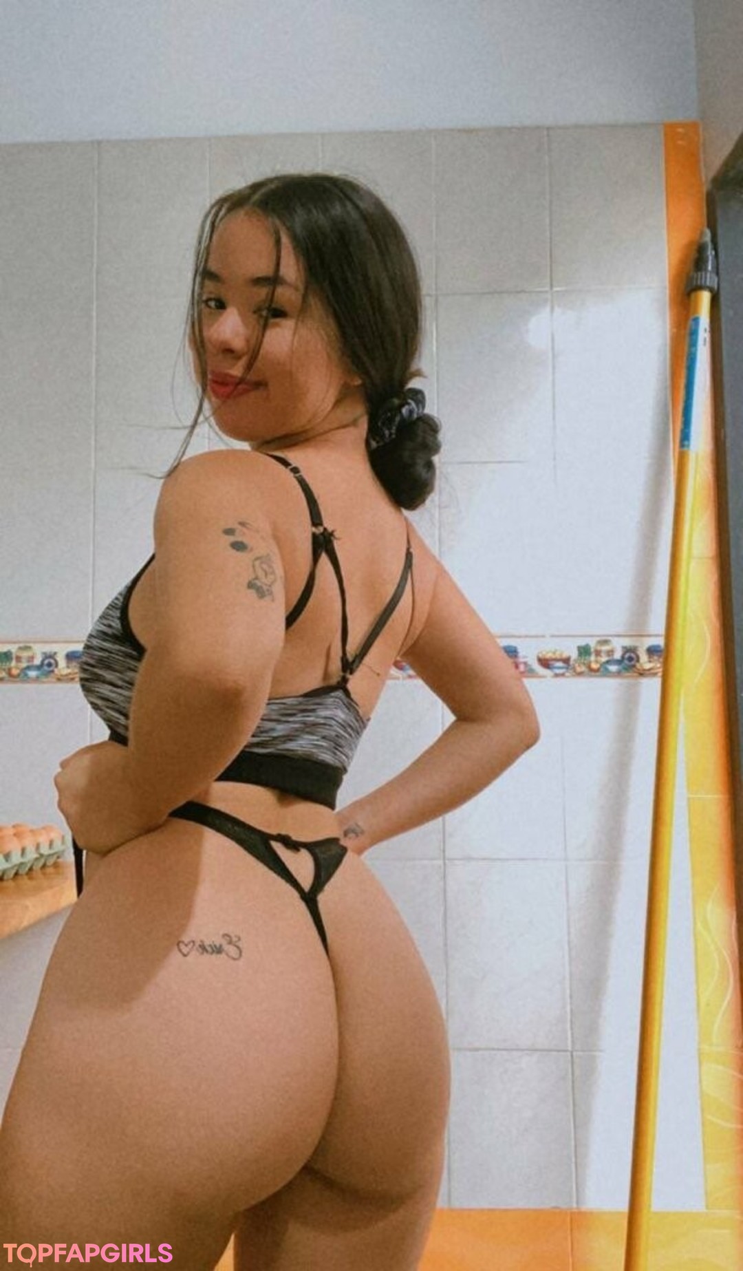 Paola Suarez Nude Leaked OnlyFans Photo #2