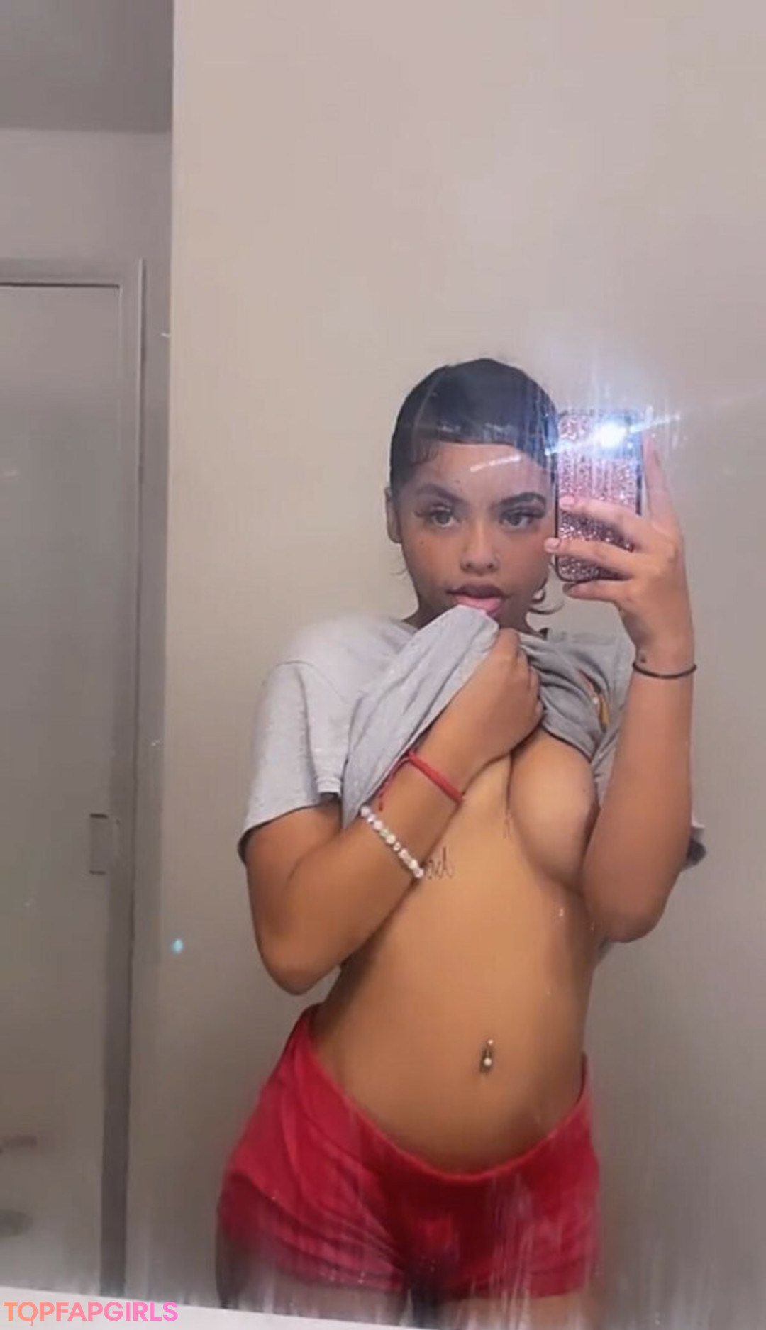 Thaonly.lili Nude Leaked OnlyFans Photo #3