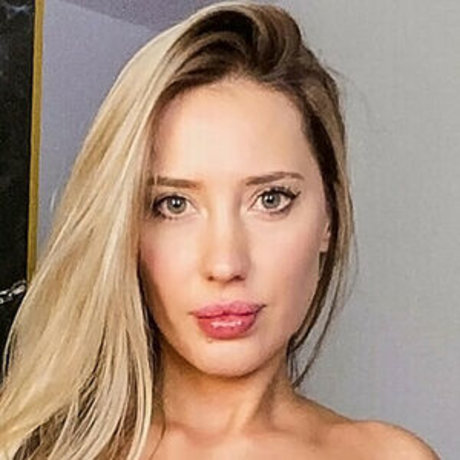Emilia Szkopiak nude leaked OnlyFans pic