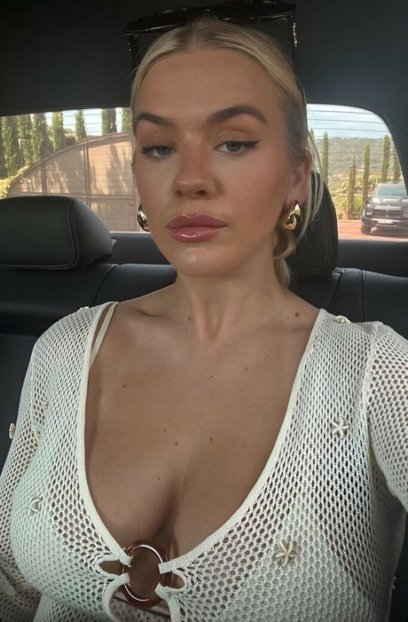 Grace Beverley nude leaked OnlyFans photo #18