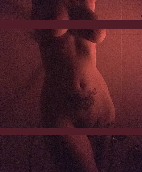 Hellpendragon nude leaked OnlyFans photo #5