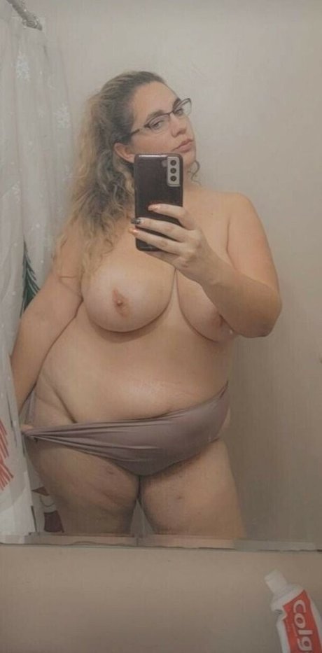 Ashleyyannn nude leaked OnlyFans pic