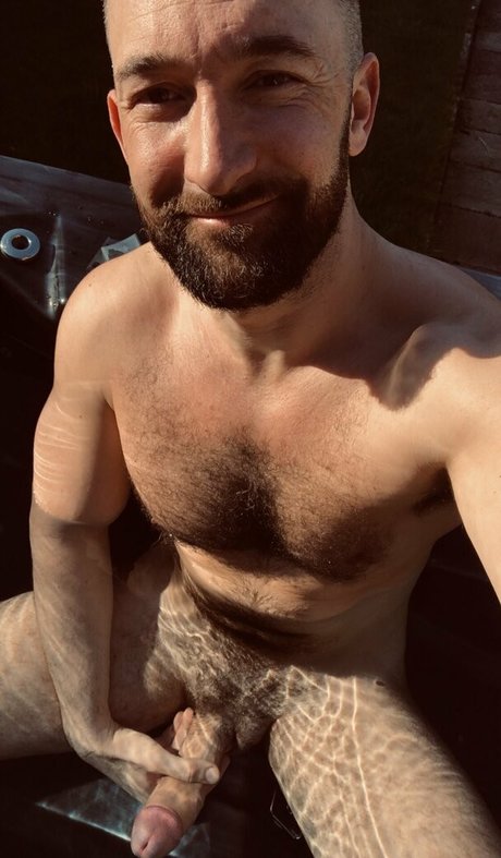 Leobear nude leaked OnlyFans pic