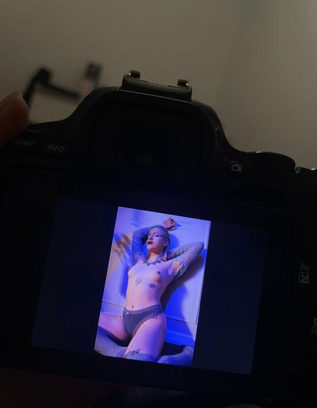 Kinkymilky nude leaked OnlyFans pic