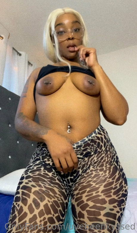 Uvebeenkyssed nude leaked OnlyFans pic