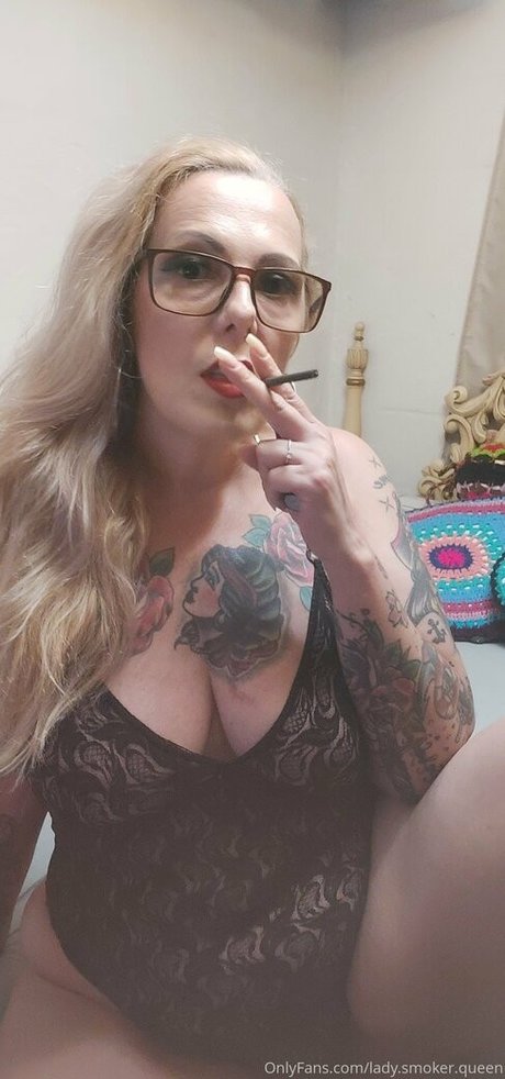 Lady.smoker.queen nude leaked OnlyFans photo #55