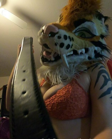 Feral.tigress nude leaked OnlyFans photo #12