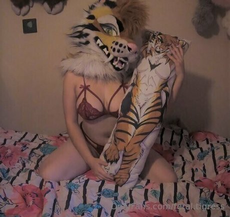 Feral.tigress nude leaked OnlyFans photo #25