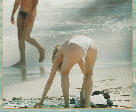 Uma Thurman nude leaked OnlyFans photo #100