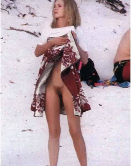 Uma Thurman nude leaked OnlyFans photo #102