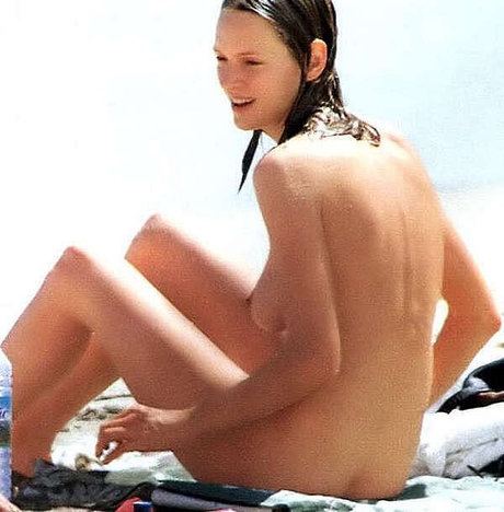 Uma Thurman nude leaked OnlyFans photo #5