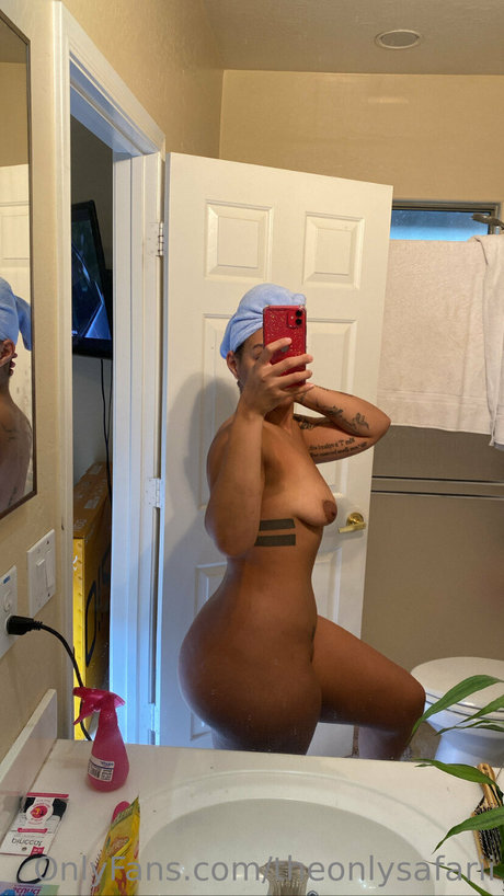 Safarii nude leaked OnlyFans photo #48