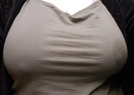 Lactating_mama nude leaked OnlyFans photo #5