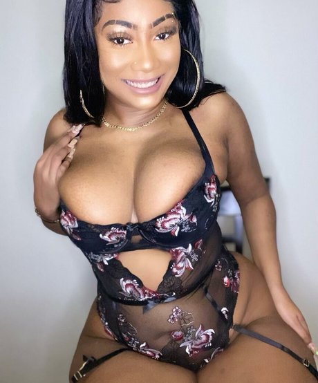 CoolieMonae nude leaked OnlyFans pic