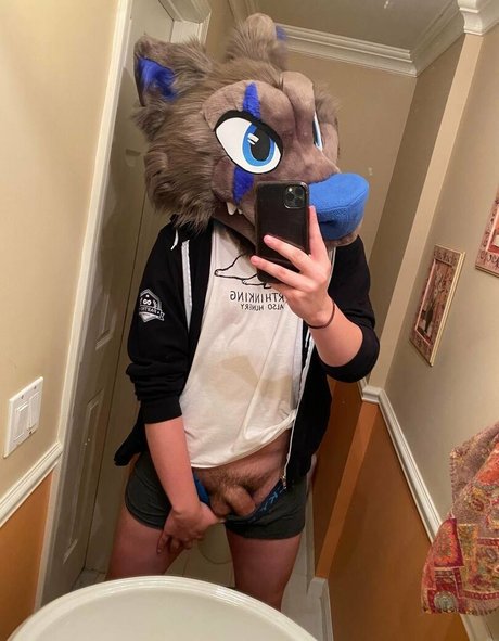 Glitchyfur nude leaked OnlyFans pic