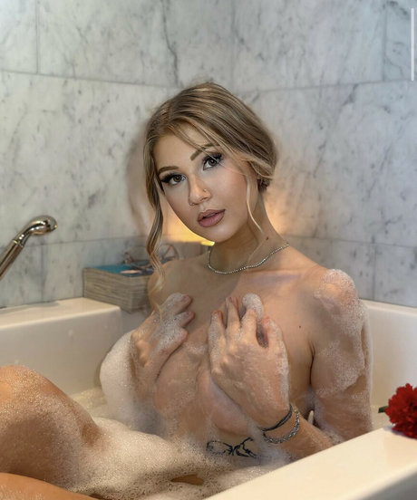 Rachael_b_23 nude leaked OnlyFans pic
