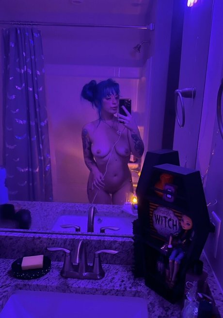 Alikatt nude leaked OnlyFans pic