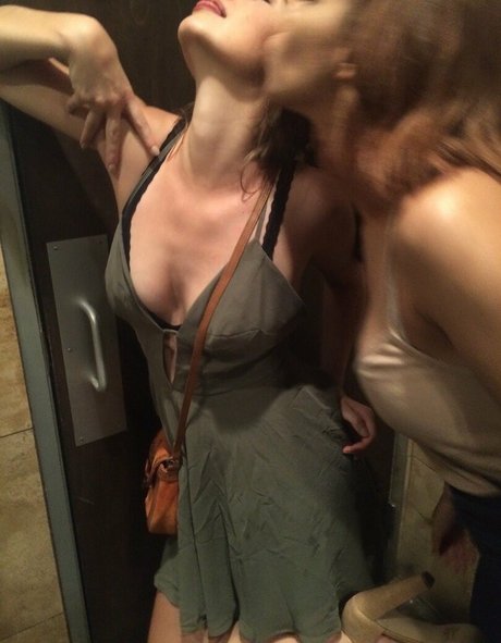 Sarah Lavender ASMR nude leaked OnlyFans pic