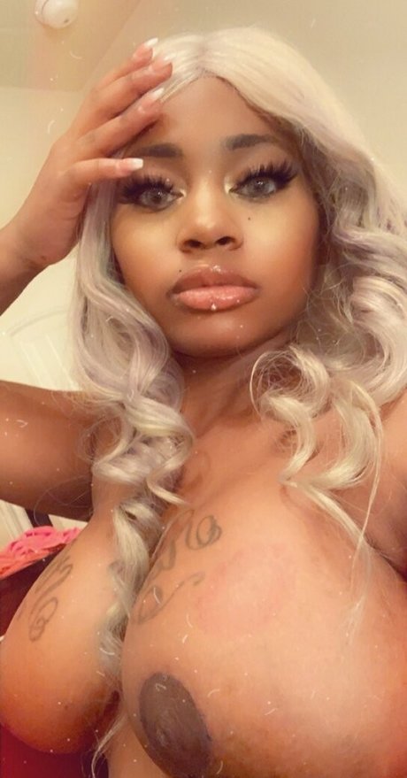 Foreignrenaa nude leaked OnlyFans photo #29