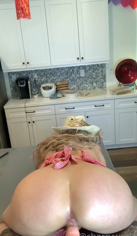 Lilchrrybomb nude leaked OnlyFans pic