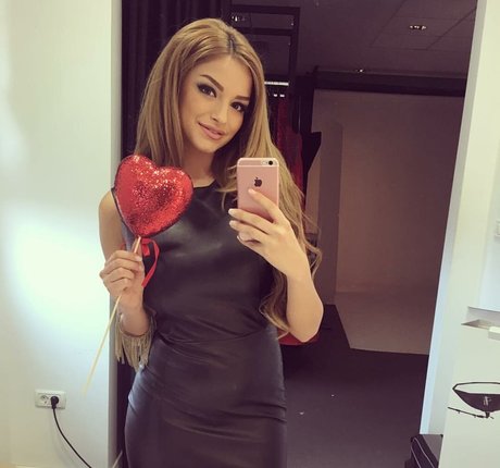 Andreea Ungur nude leaked OnlyFans pic