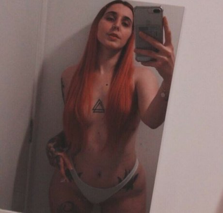 Inked Babe nude leaked OnlyFans pic