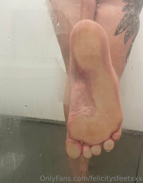 Felicitysfeetxxx nude leaked OnlyFans pic